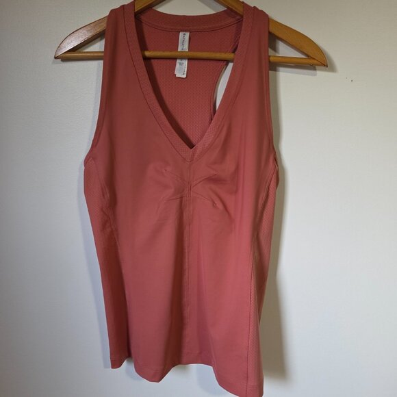 LIKE NEW ATHLETA ALLYSON FELIX + ATHLETA V NECK TANK TOP ATHLETIC TOP SIZE M - Picture 1 of 16